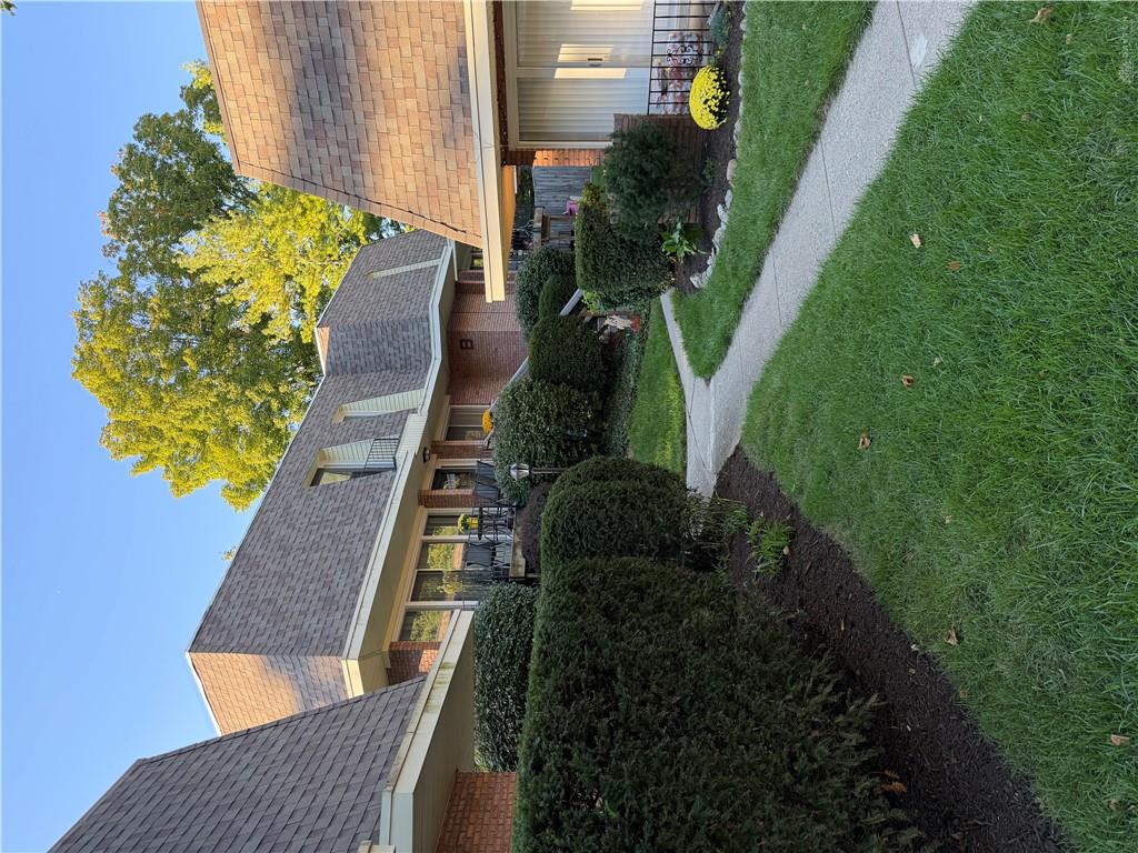 2167 W Schantz Property Photo 2