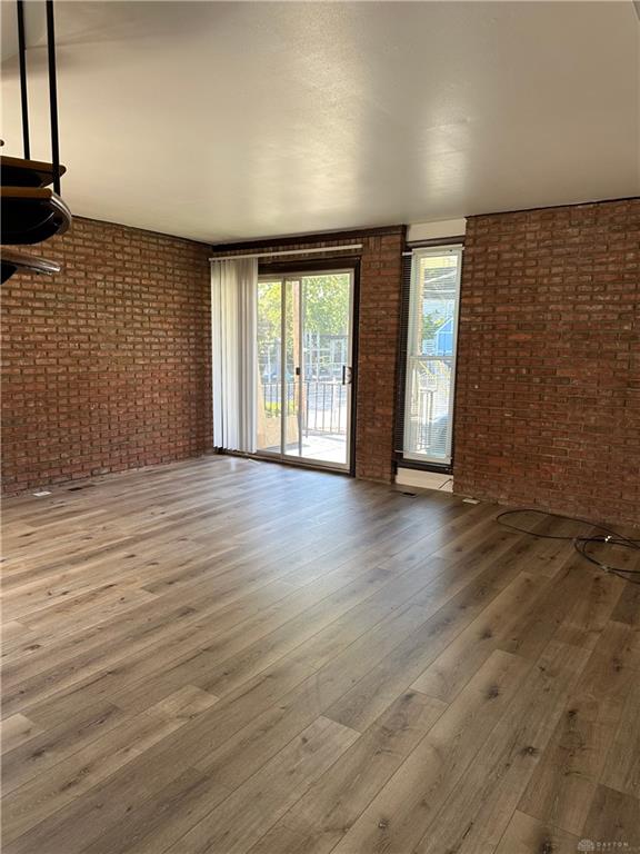 2167 W Schantz Property Photo 16