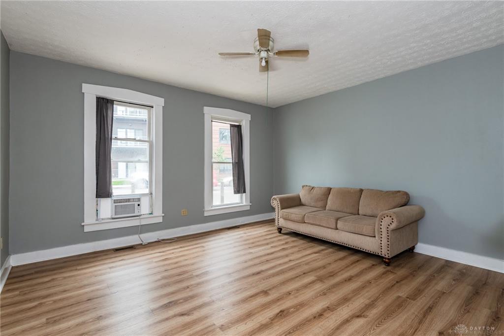 263 Wyoming Property Photo 4