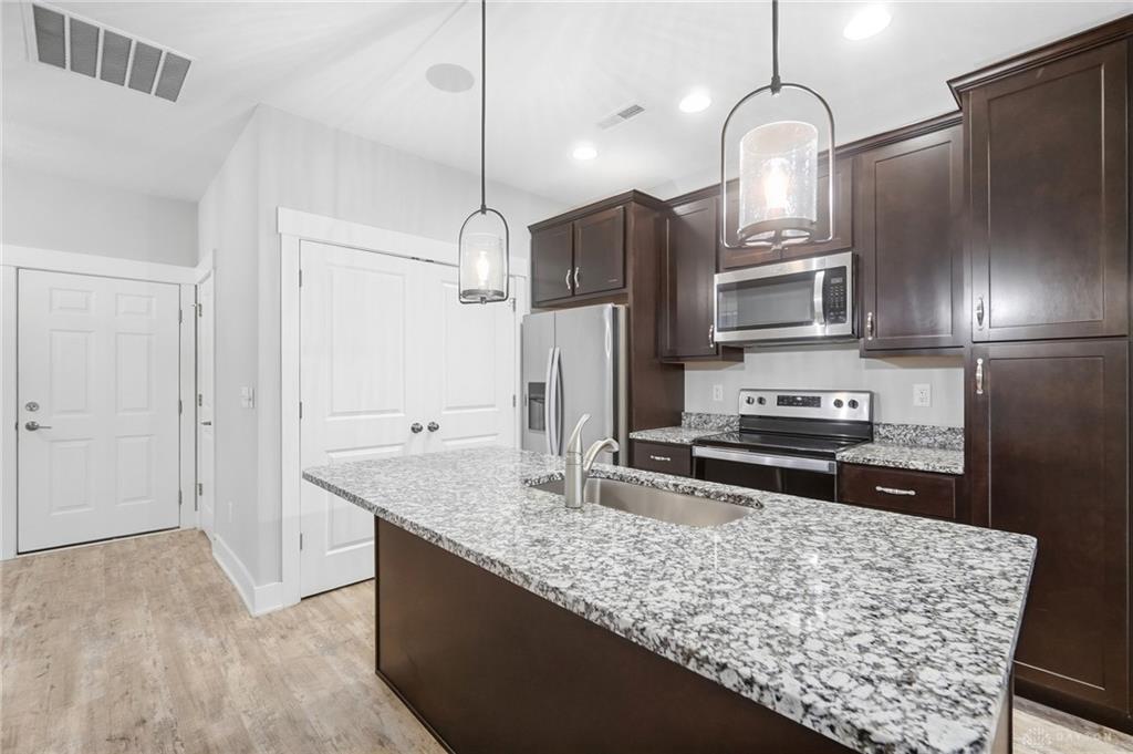 634 Anchor Property Photo 6