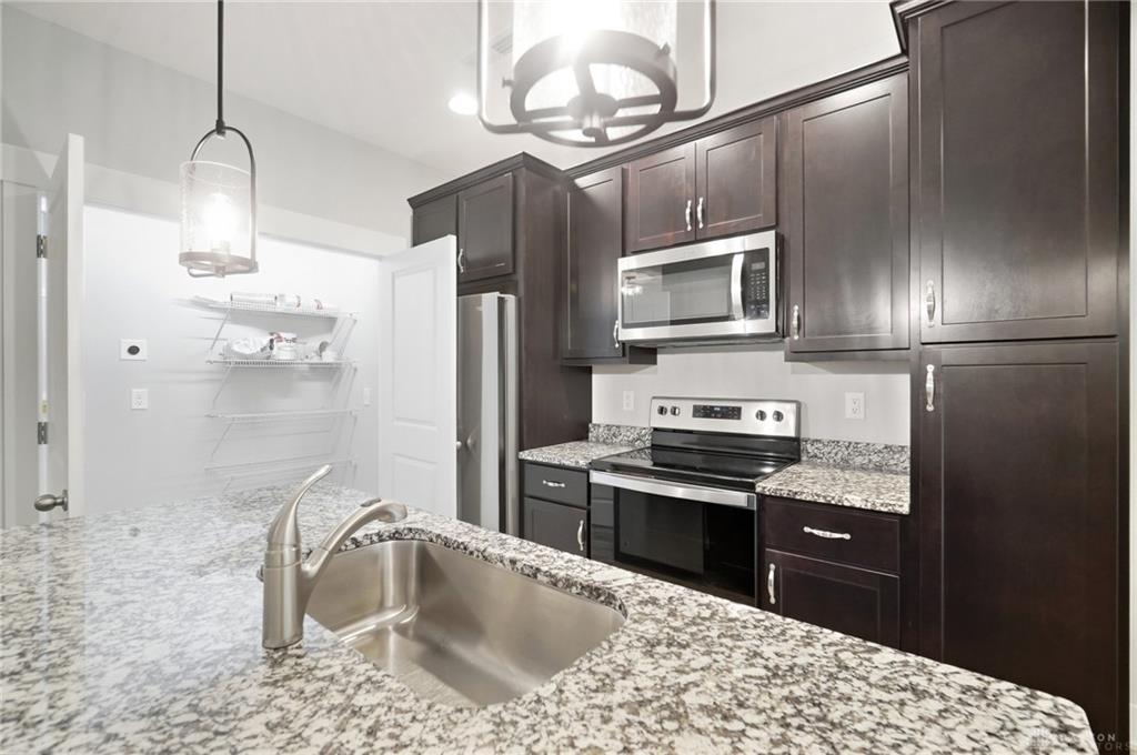 634 Anchor Property Photo 11