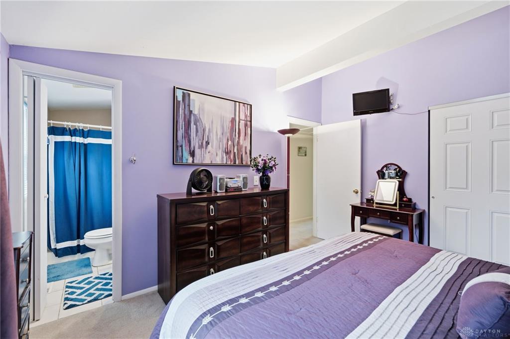 1221 James Property Photo 32