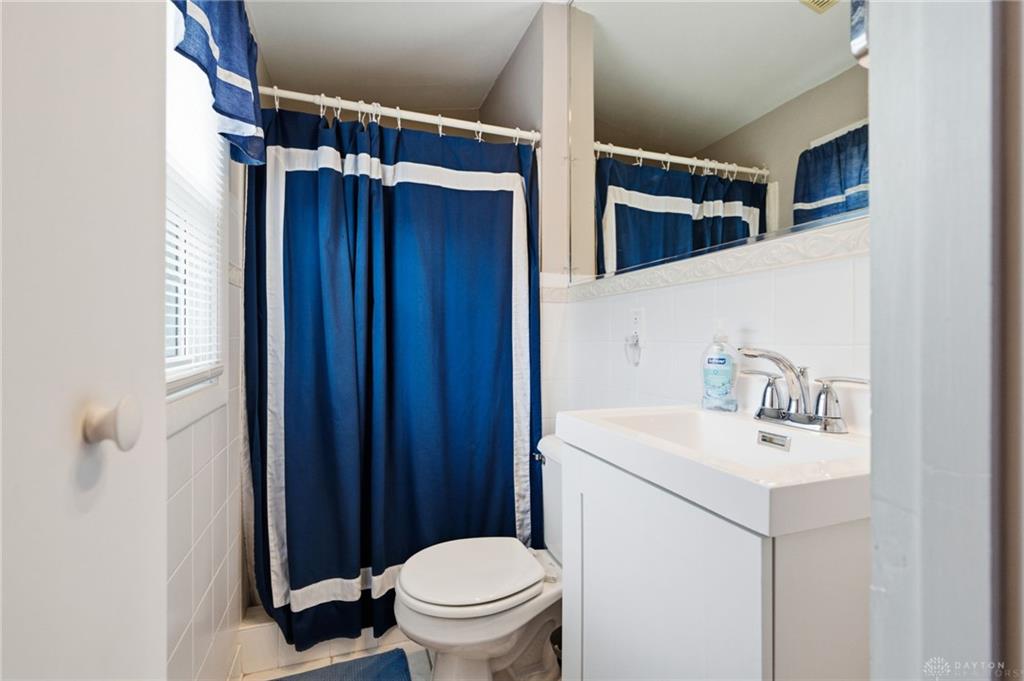 1221 James Property Photo 34