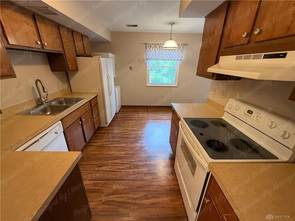290 E Alex Bell 4 Property Photo 10