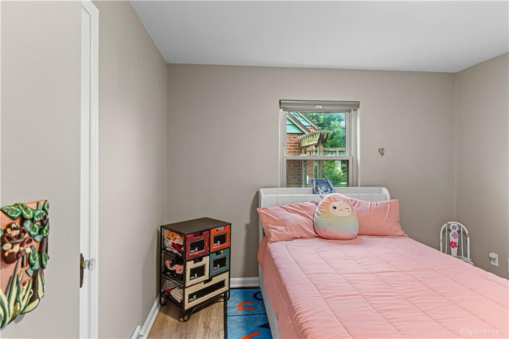 208 E Dorothy Property Photo 16