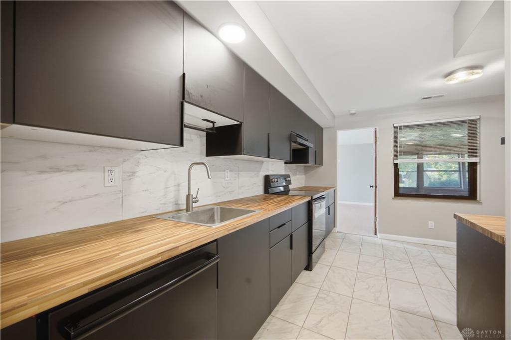1108 Georgian Property Photo 7