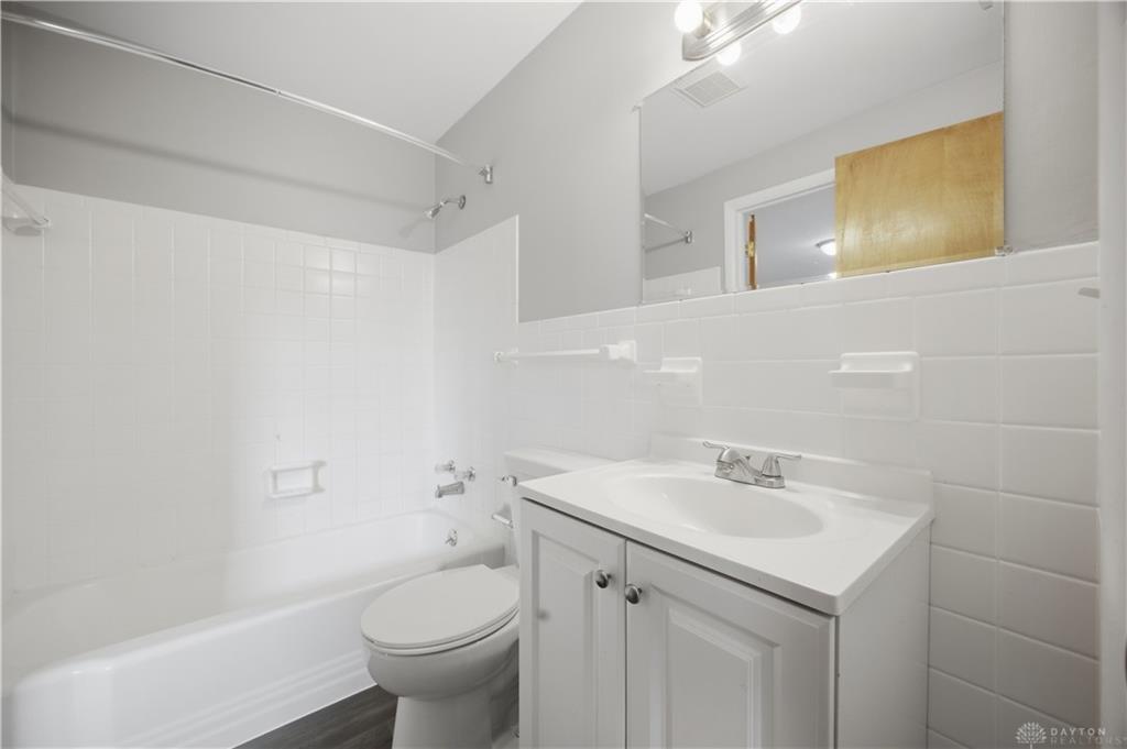 1108 Georgian Property Photo 15