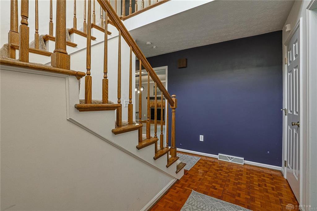 600 Quail Run Property Photo 5