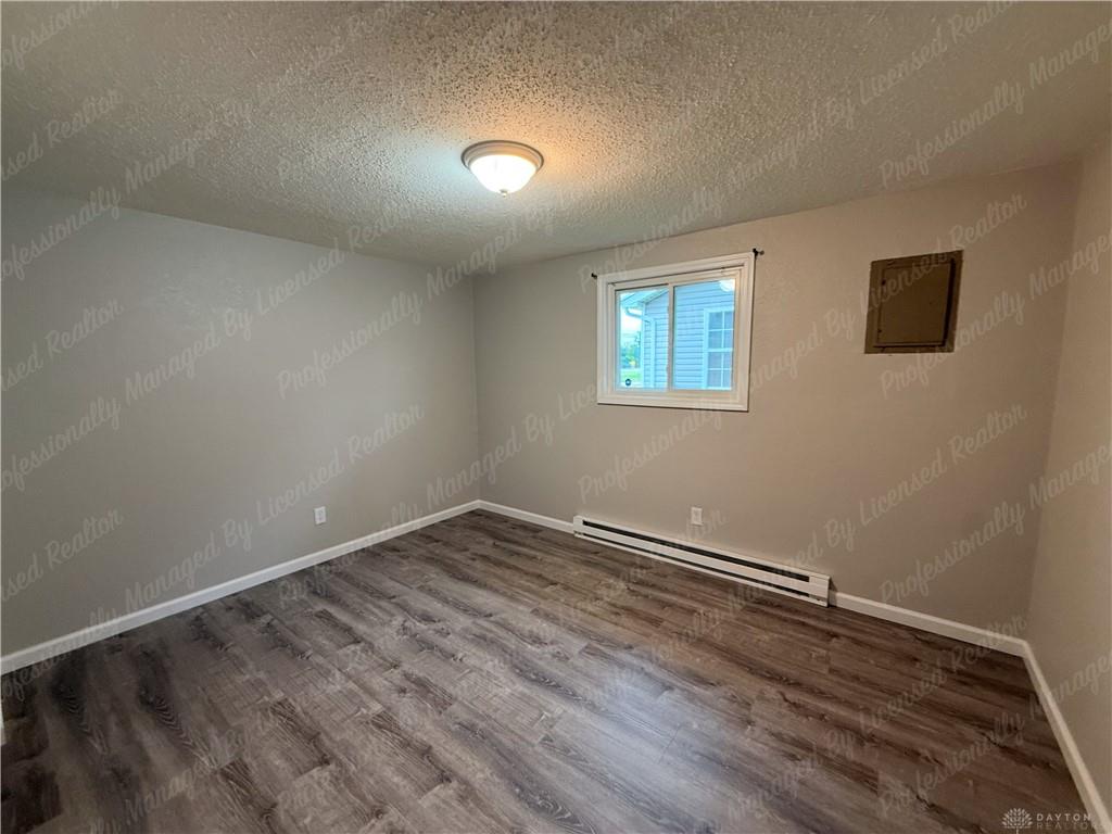 1548 Montgomery Property Photo 16