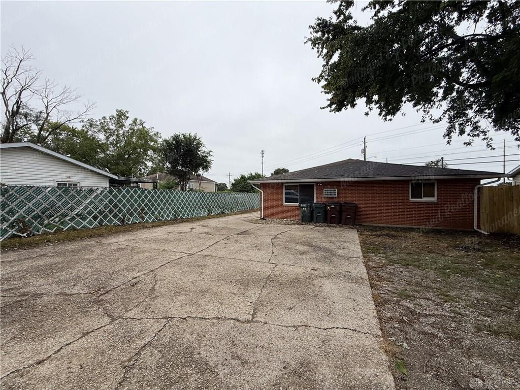 1548 Montgomery Property Photo 20