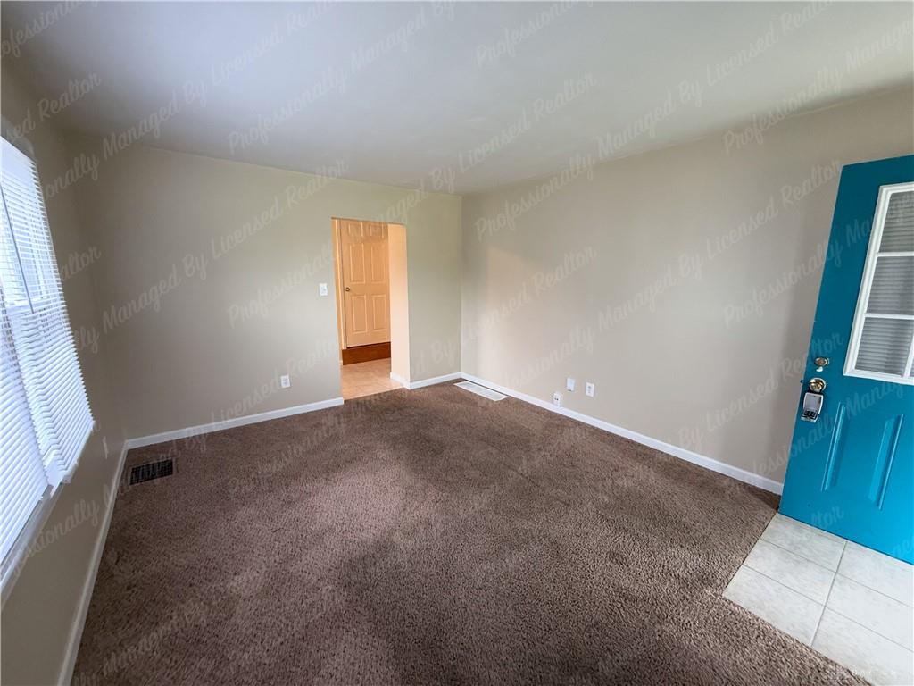 1516 Norton Property Photo 5