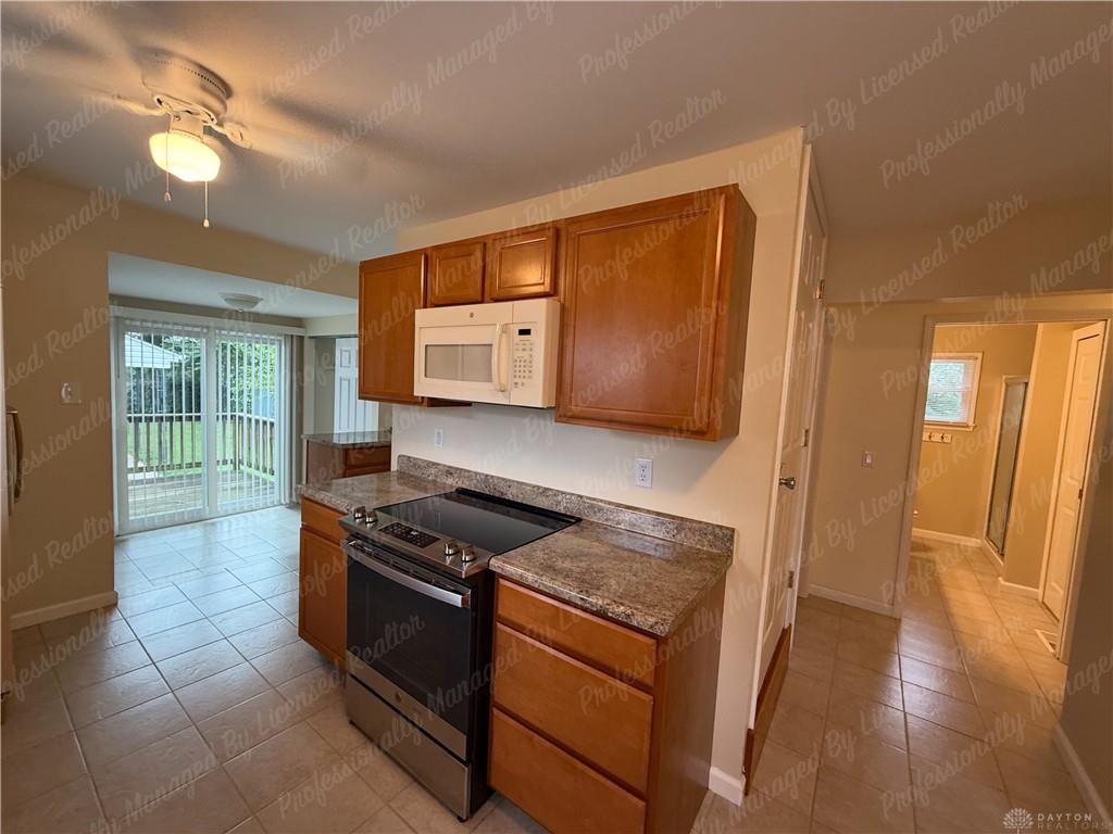 1516 Norton Property Photo 9