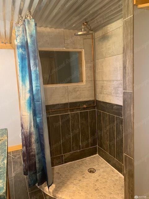 1516 Norton Property Photo 25