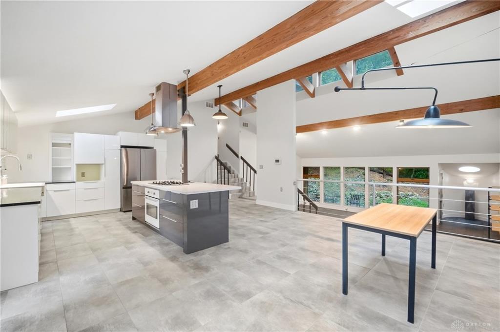 1617 Big Hill Property Photo 30
