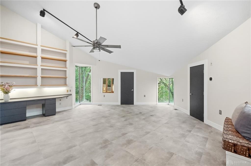 1617 Big Hill Property Photo 45