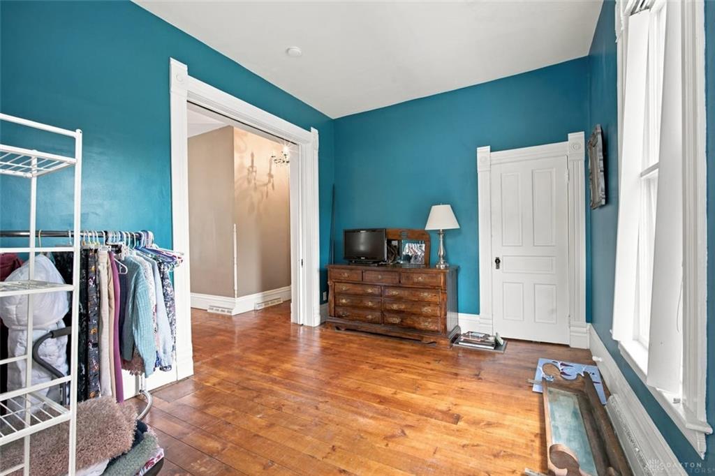 117 N Main Property Photo 12