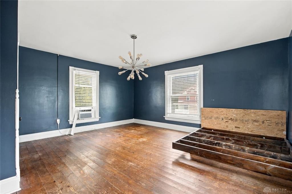 117 N Main Property Photo 18