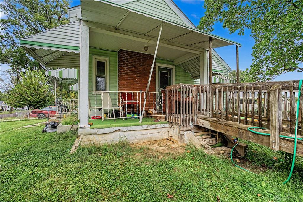 8802 Pine Property Photo 4