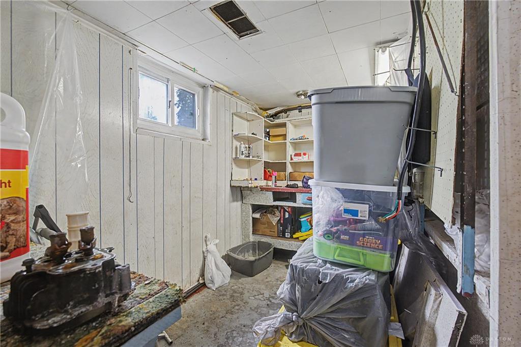 8802 Pine Property Photo 18