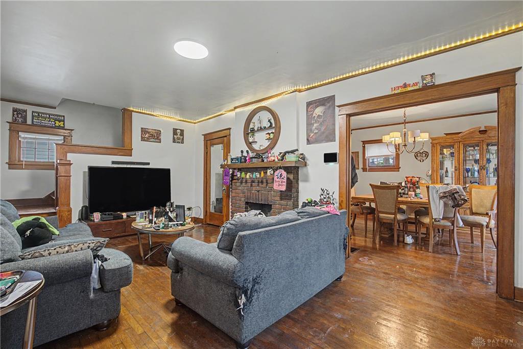 28 Homeview Property Photo 8
