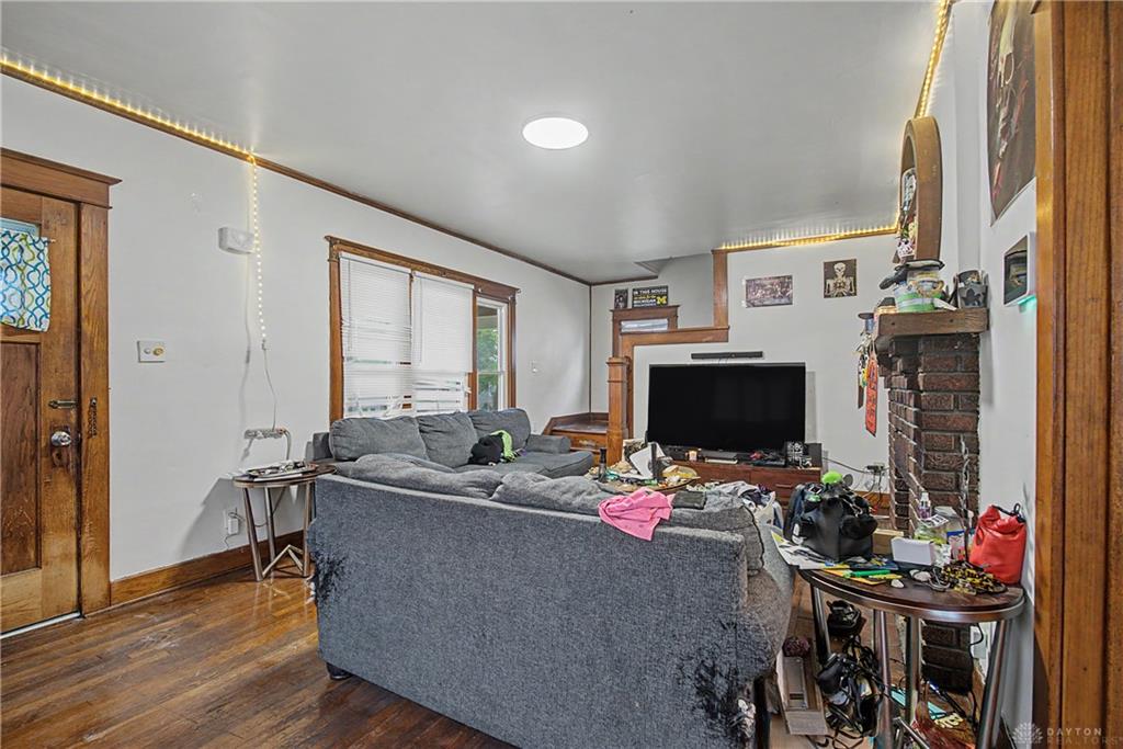 28 Homeview Property Photo 9