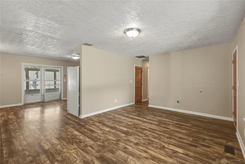 634 Martin Property Photo 16
