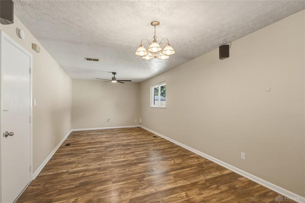 634 Martin Property Photo 18