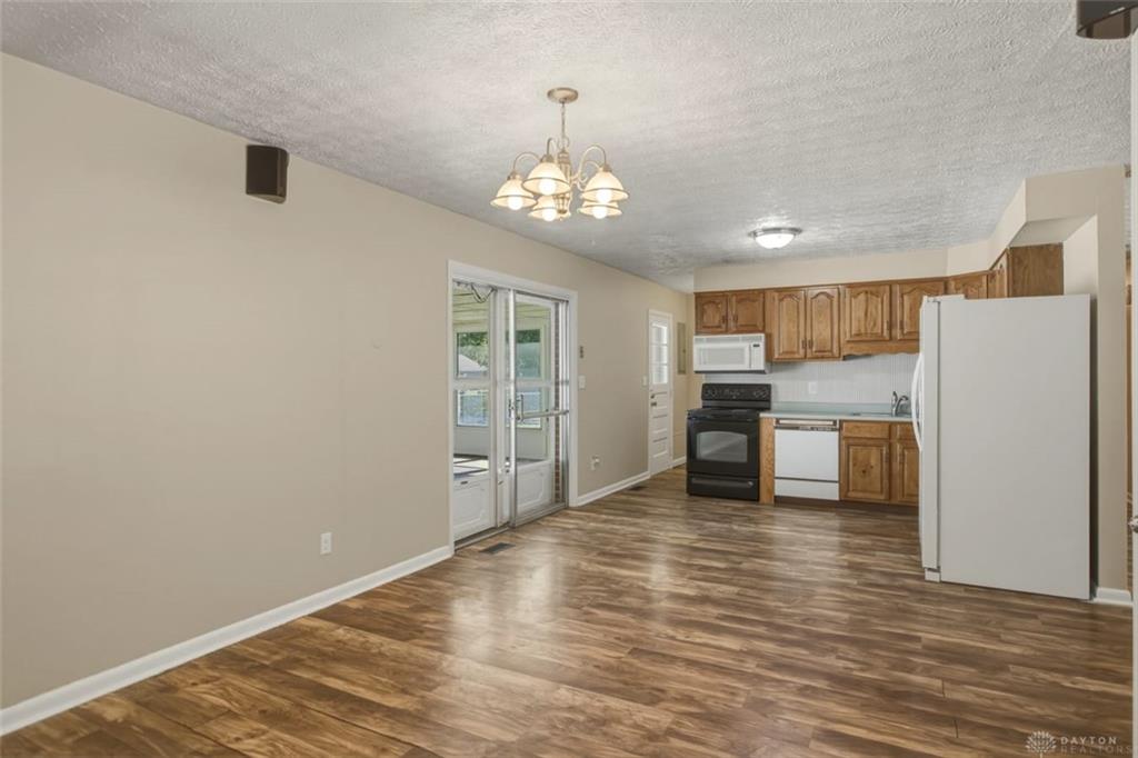 634 Martin Property Photo 22