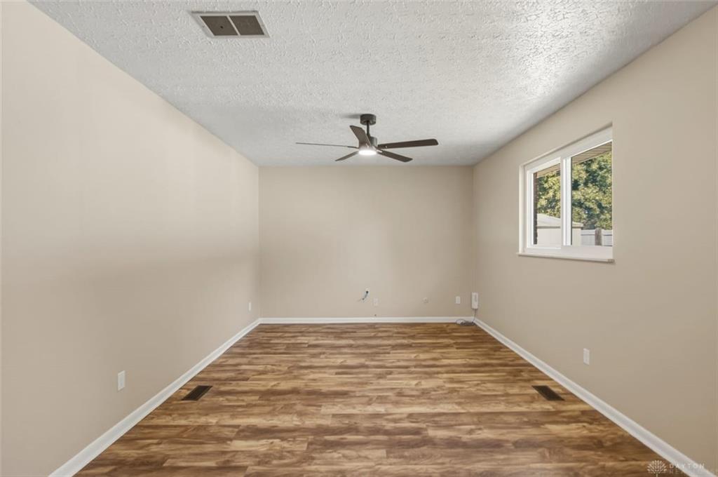 634 Martin Property Photo 23