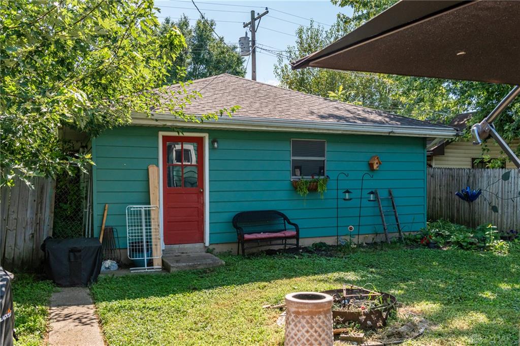 1410 Arbor Property Photo 24