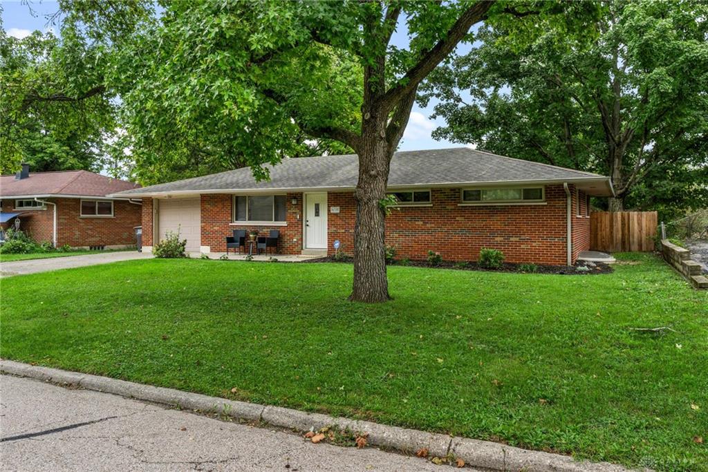 610 Skyview Property Photo 1
