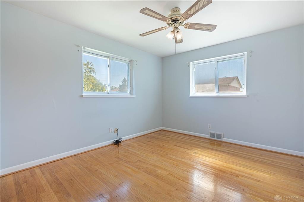 1233 Cloverfield Property Photo 19