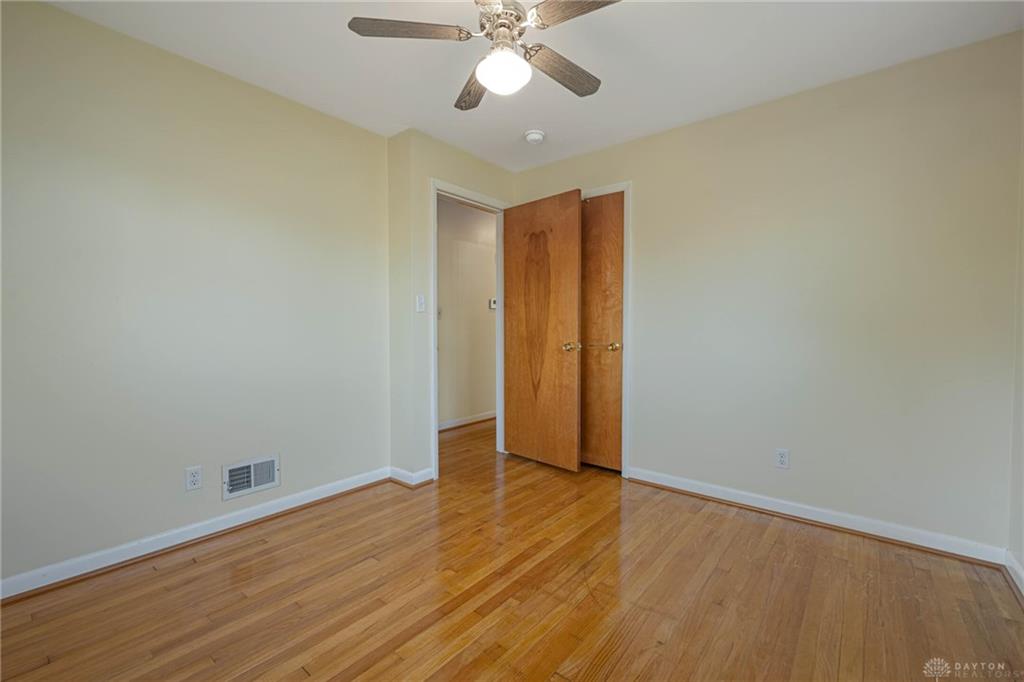 1233 Cloverfield Property Photo 22