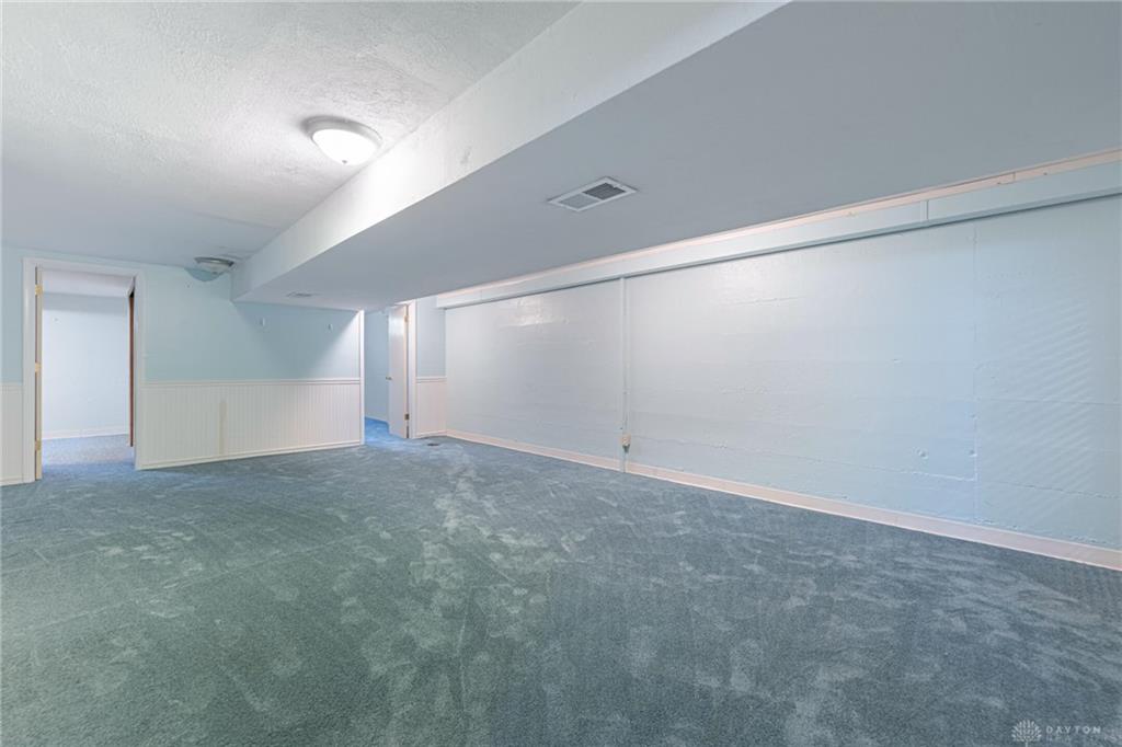 1233 Cloverfield Property Photo 27