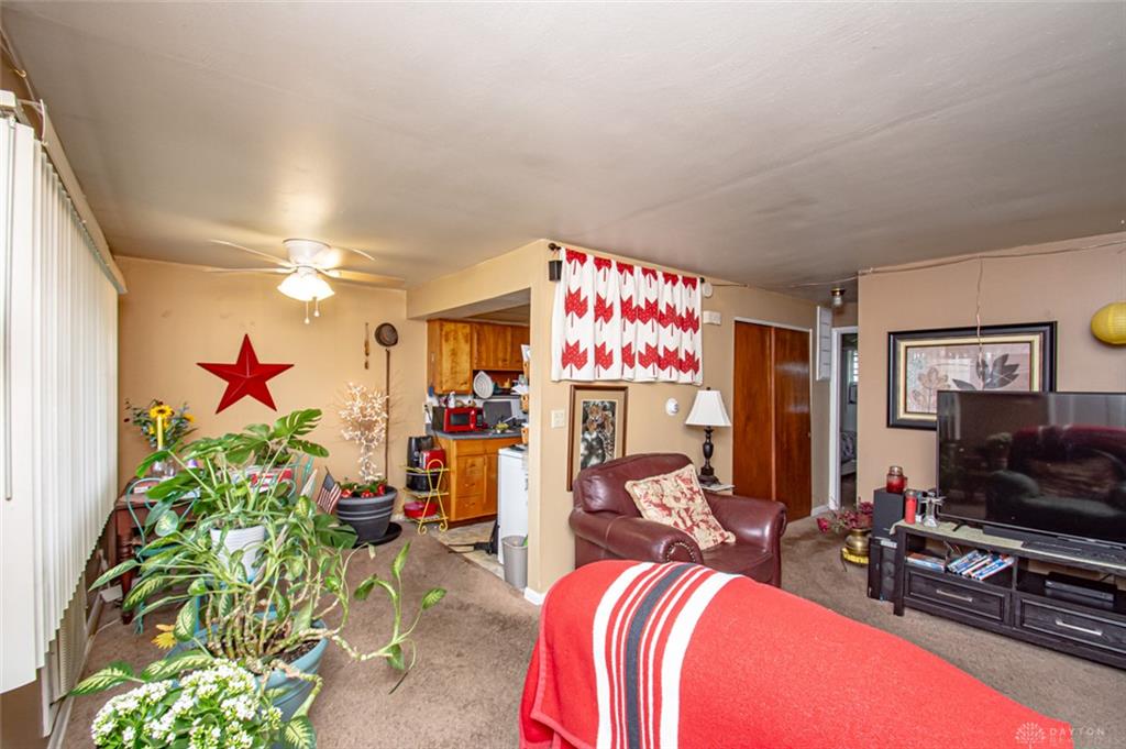 1511 Willamet Property Photo 2
