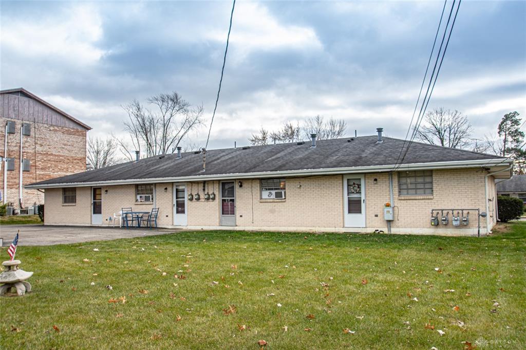 1511 Willamet Property Photo 5
