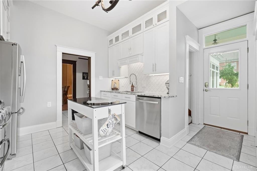 843 Dayton Property Photo 35