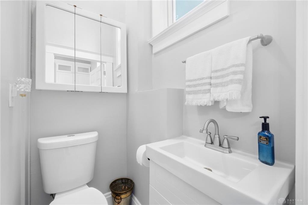 843 Dayton Property Photo 37
