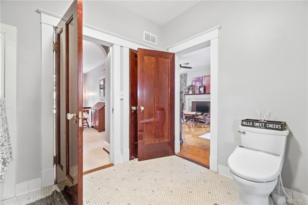 843 Dayton Property Photo 48