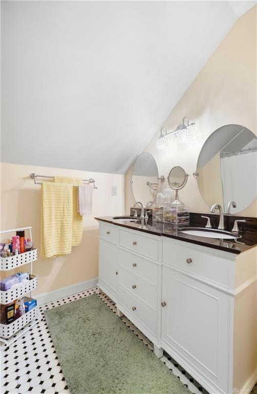 843 Dayton Property Photo 65
