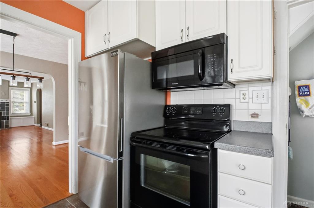 1034 Croyden Property Photo 17