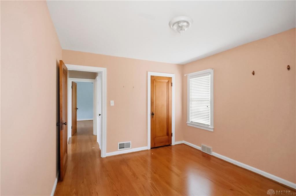 1034 Croyden Property Photo 23