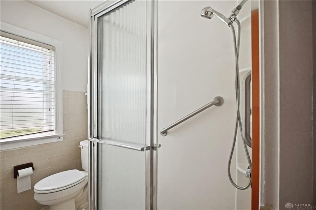 1034 Croyden Property Photo 28