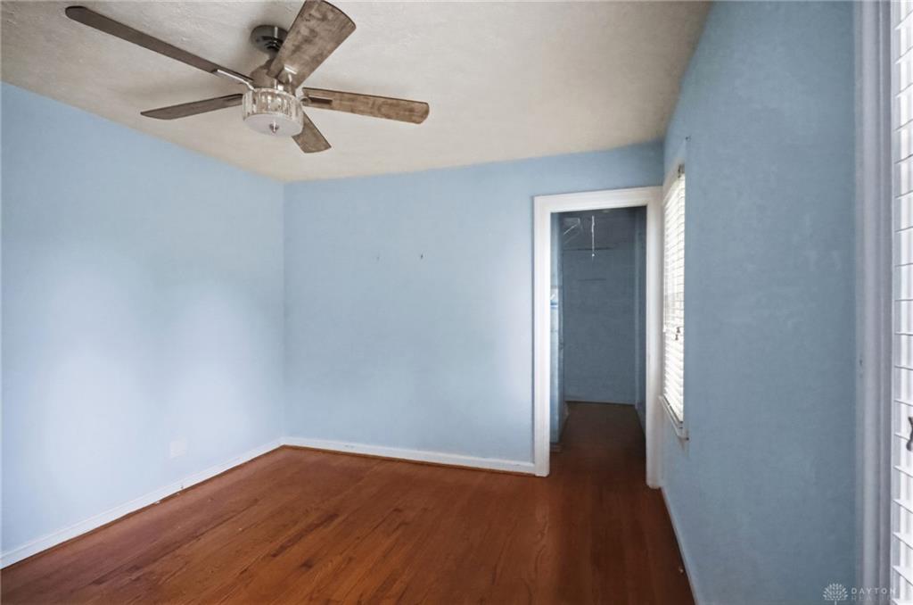 1034 Croyden Property Photo 30
