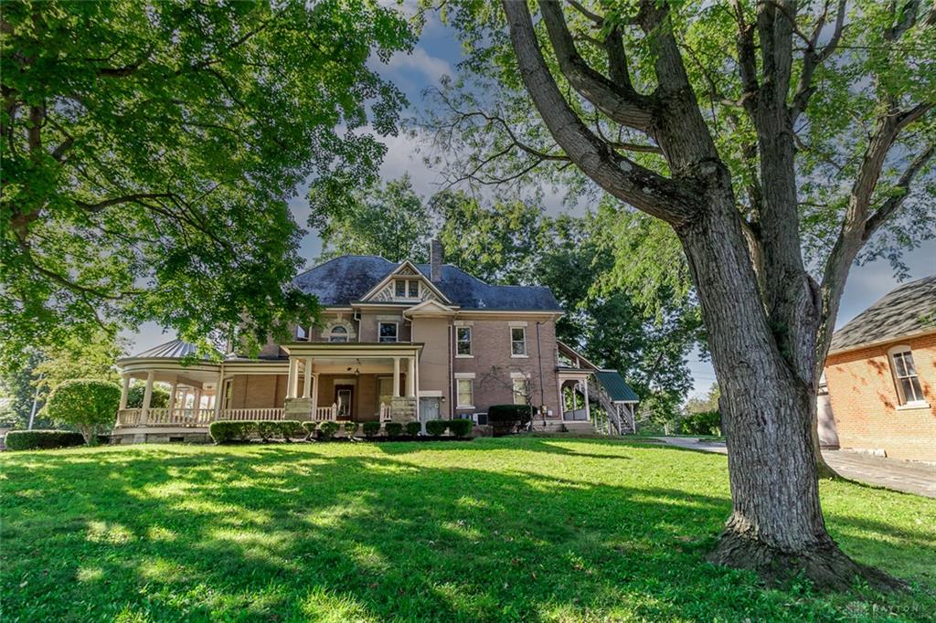 208 Sweitzer Property Photo 3