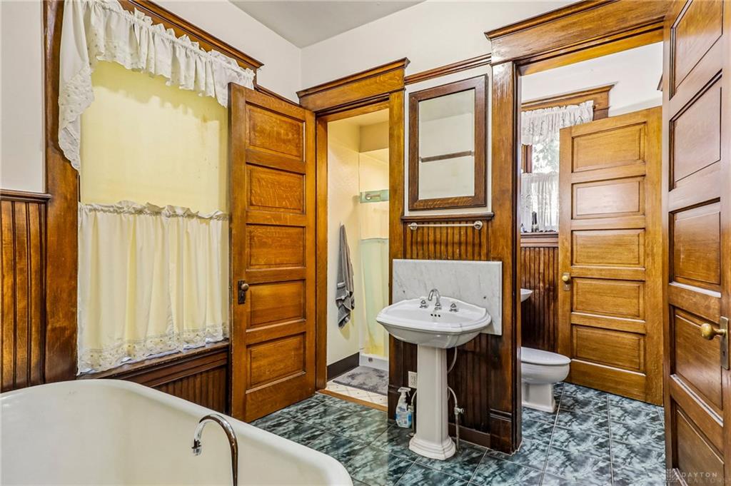 208 Sweitzer Property Photo 19