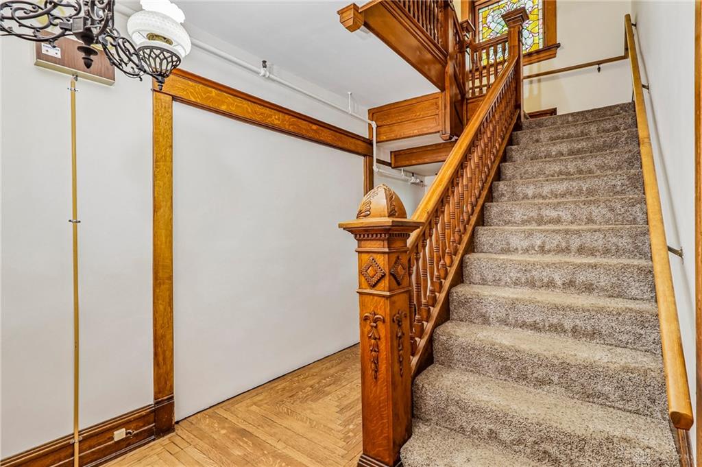 208 Sweitzer Property Photo 38