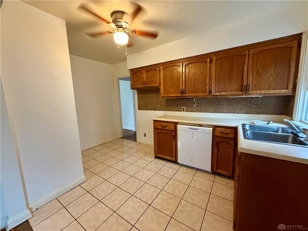 1029 Colwick Property Photo 12