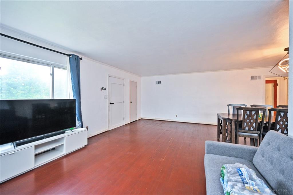 1606 Benson Property Photo 7