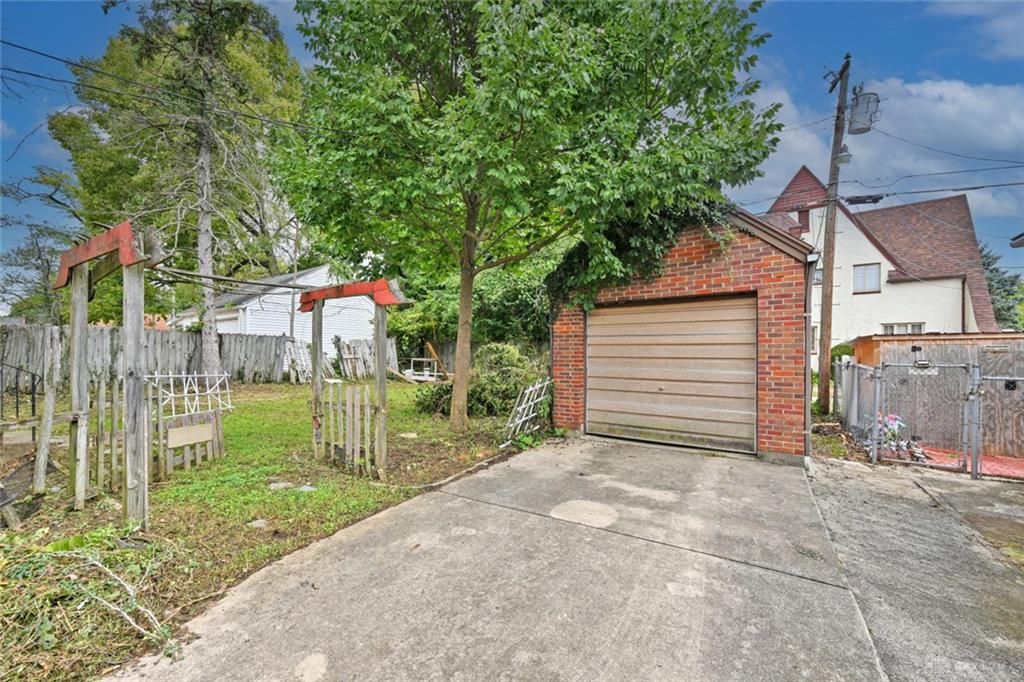 1606 Benson Property Photo 29